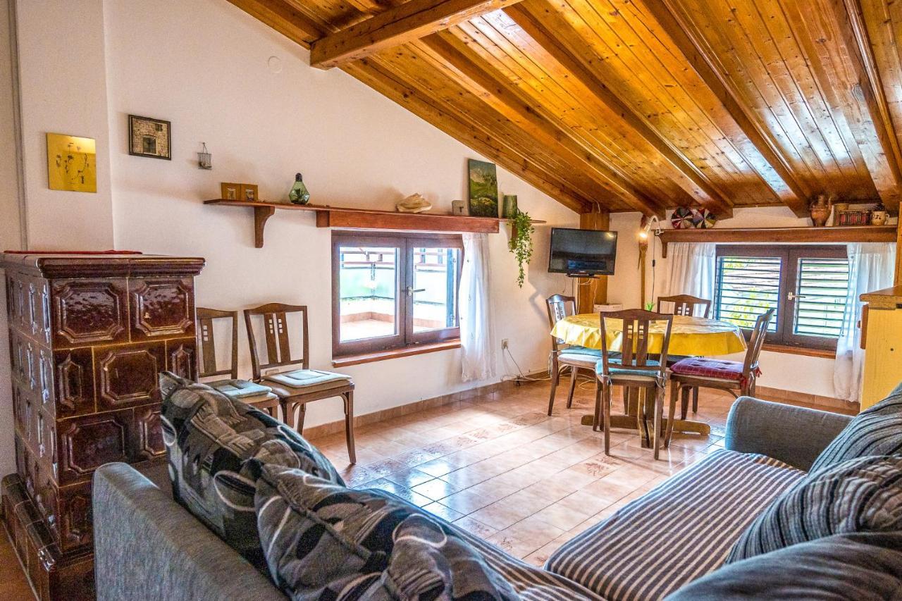Apartmani Rosa Turanj Buitenkant foto